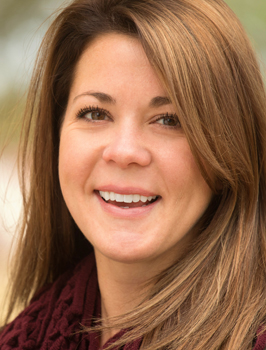 get porcelain crowns and dental bridges in Loveland and Montgomery OH 45242